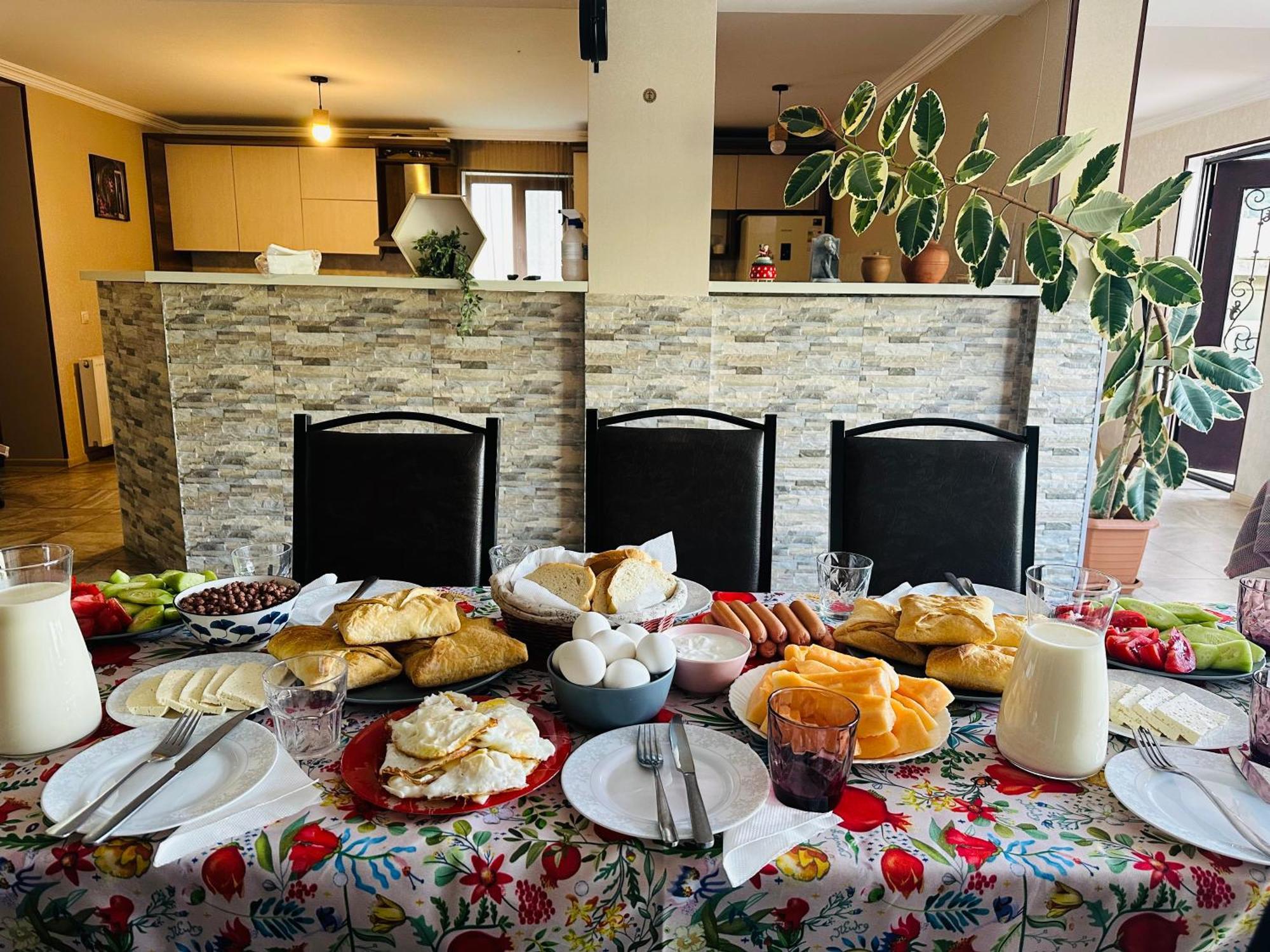 Nikolo Inn Kazbegi Extérieur photo